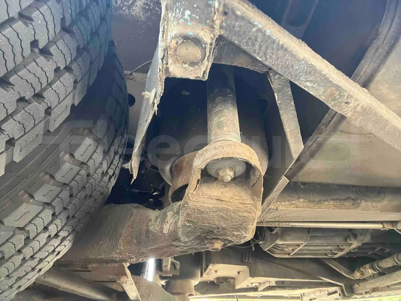 Setra S412 - Second Axle Caliper Brakes Right Side