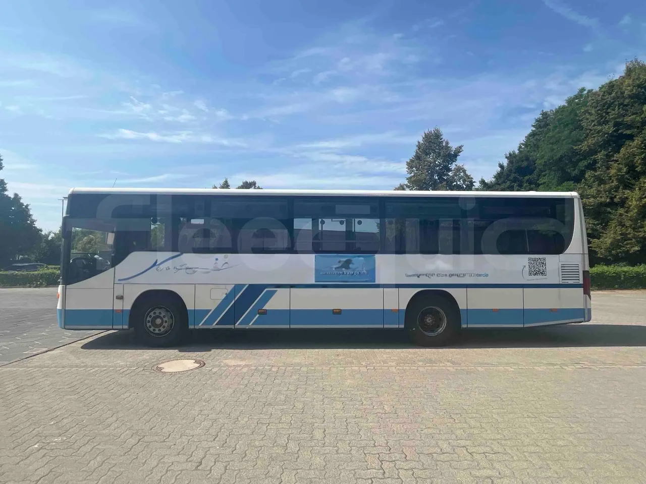 Setra S412 - Left Side