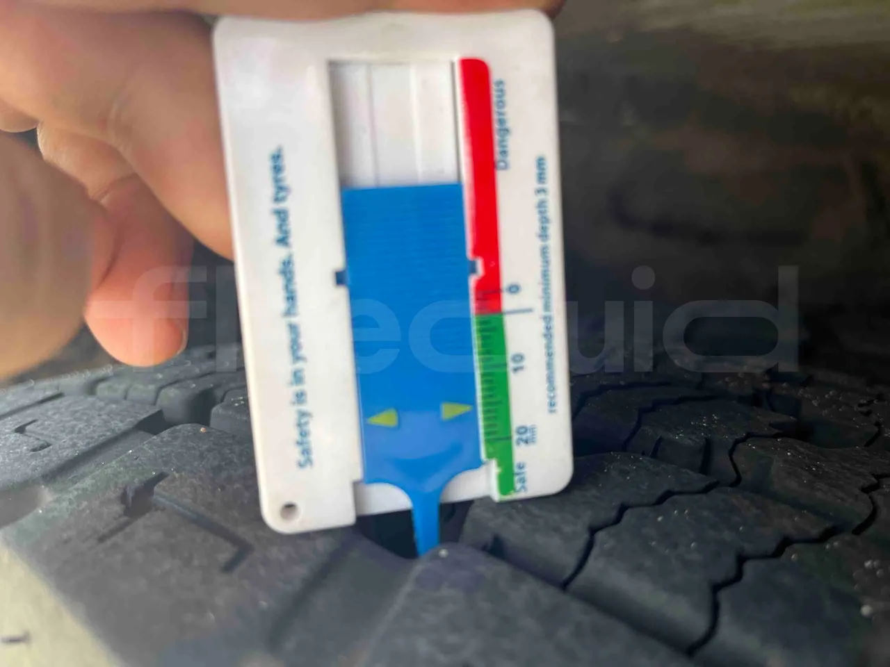 Setra S412 - First Axle Left Side: Tyre Tread