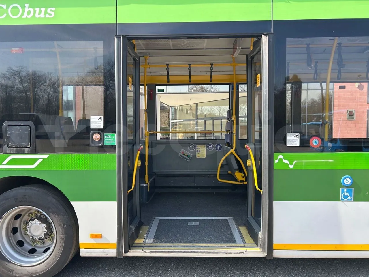 Mercedes-Benz Citaro G 0530 - Euro5 - 260kW - 17.940mt - front door 2 open