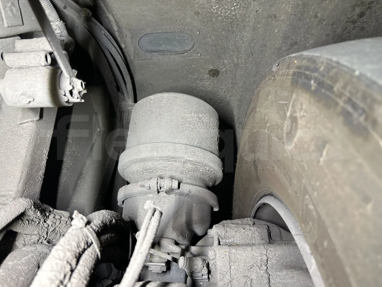 Mercedes-Benz Citaro G 0530 - Euro5 - 260kW - 17.940mt - axel 3 caliper brakes left