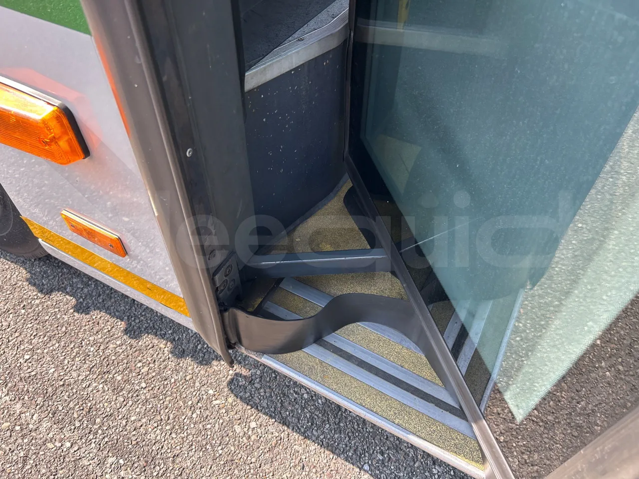 Mercedes-Benz Citaro G 0530 - Euro5 - 260kW - 17.940mt - door mechanism photo