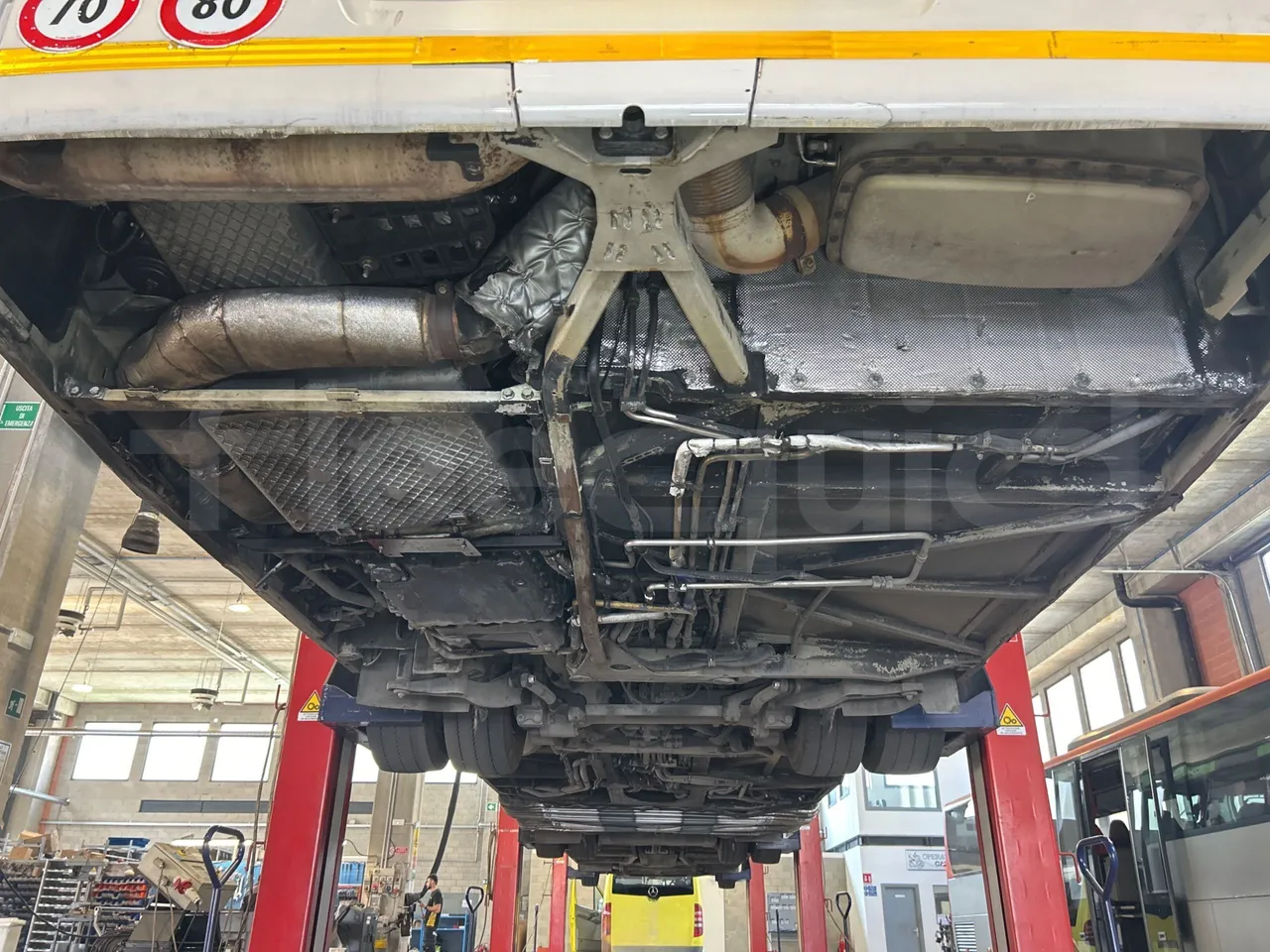 Mercedes-Benz Citaro G 0530 - Euro5 - 260kW - 17.940mt - exhaust photo