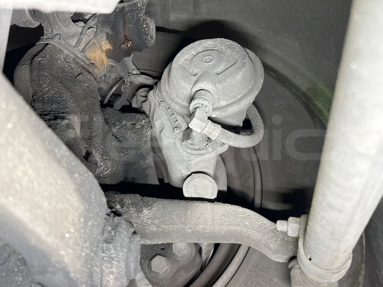 Mercedes-Benz Citaro G 0530 - Euro5 - 260kW - 17.940mt - front brake calipers left