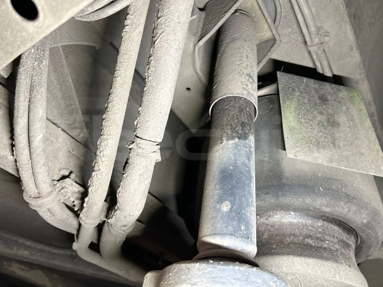 Mercedes-Benz Citaro G 0530 - Euro5 - 260kW - 17.940mt - axel 3 shock absorbers 1 left