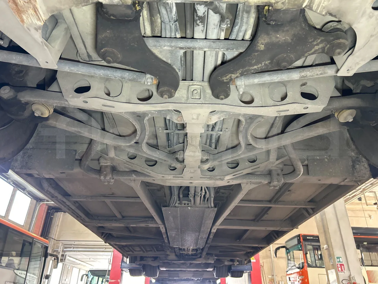 Mercedes-Benz Citaro G 0530 - Euro5 - 260kW - 17.940mt - front axle central