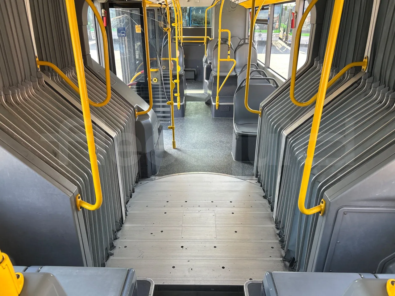 Mercedes-Benz Citaro G 0530 - Euro5 - 260kW - 17.940mt - turntable internal (18m)