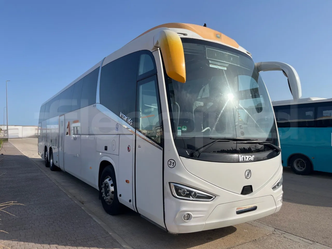 Irizar i6 15.37 - EUR6/340 Kw/14.980 Mt - Base cover photo