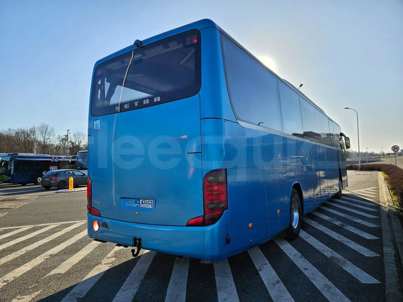 Setra S416 GT-HD/2 - EUR5 - 315kW - 13.020m - 3/4 right rear doors closed