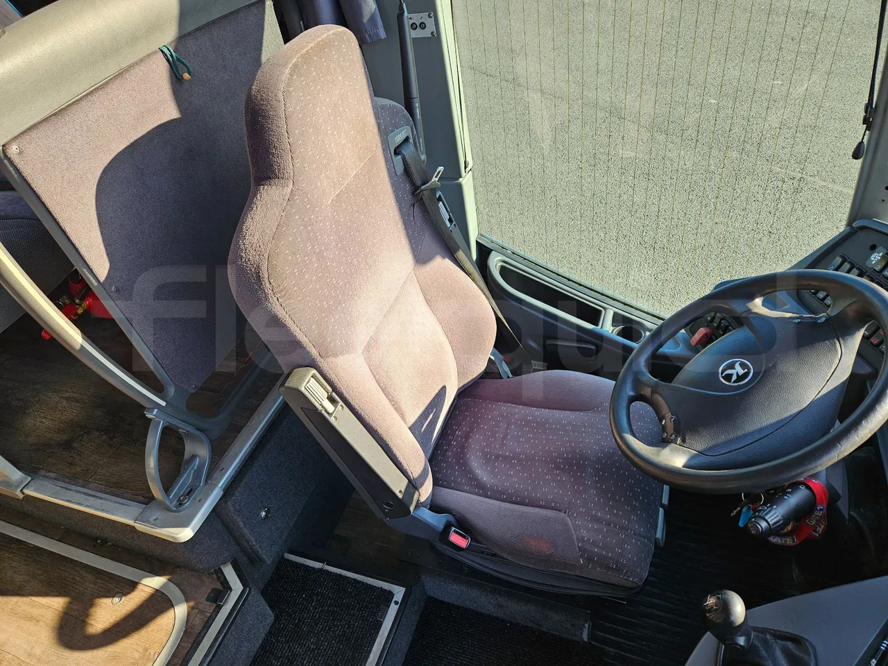 Setra S416 GT-HD/2 - EUR5 - 315kW - 13.020m - driver's seat photo
