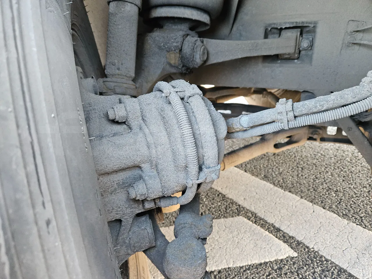 Setra S416 GT-HD/2 - EUR5 - 315kW - 13.020m - front brake calipers right