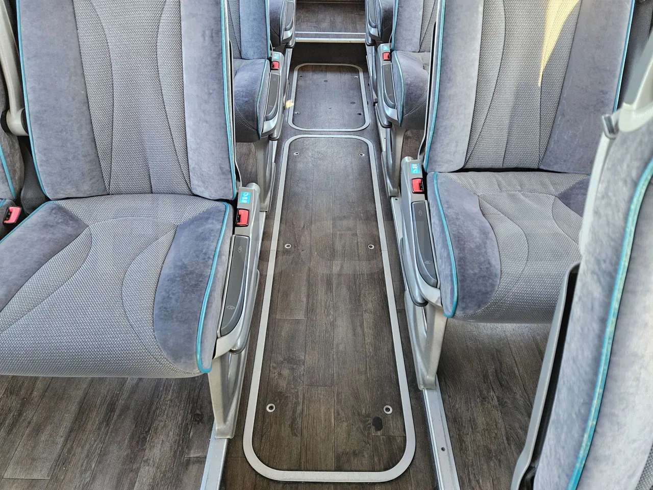 Setra S416 GT-HD/2 - EUR5 - 315kW - 13.020m - floor hatches photo