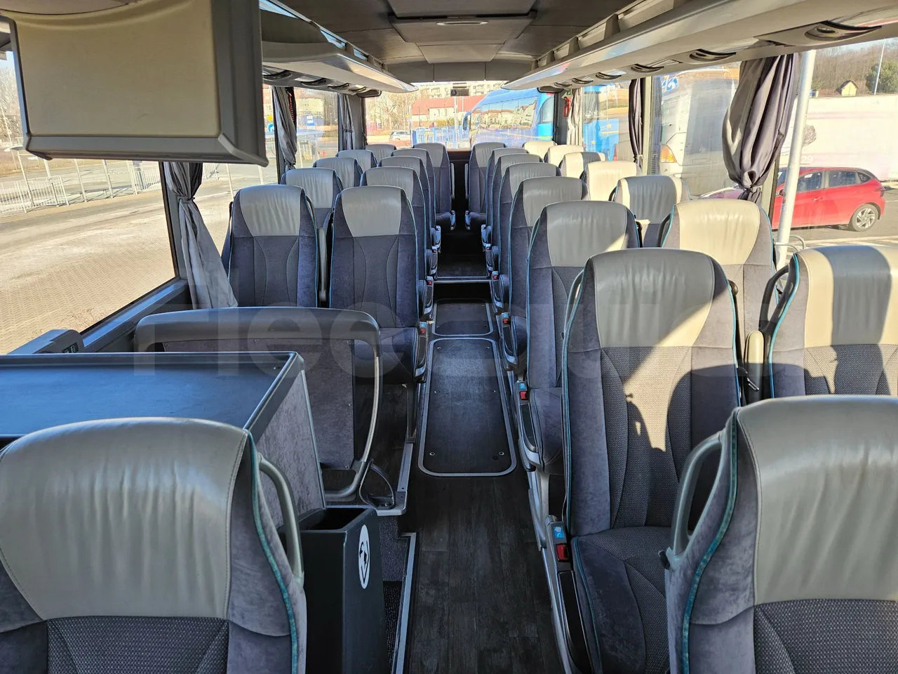 Setra S416 GT-HD/2 - EUR5 - 315kW - 13.020m - reverse view middle aisle