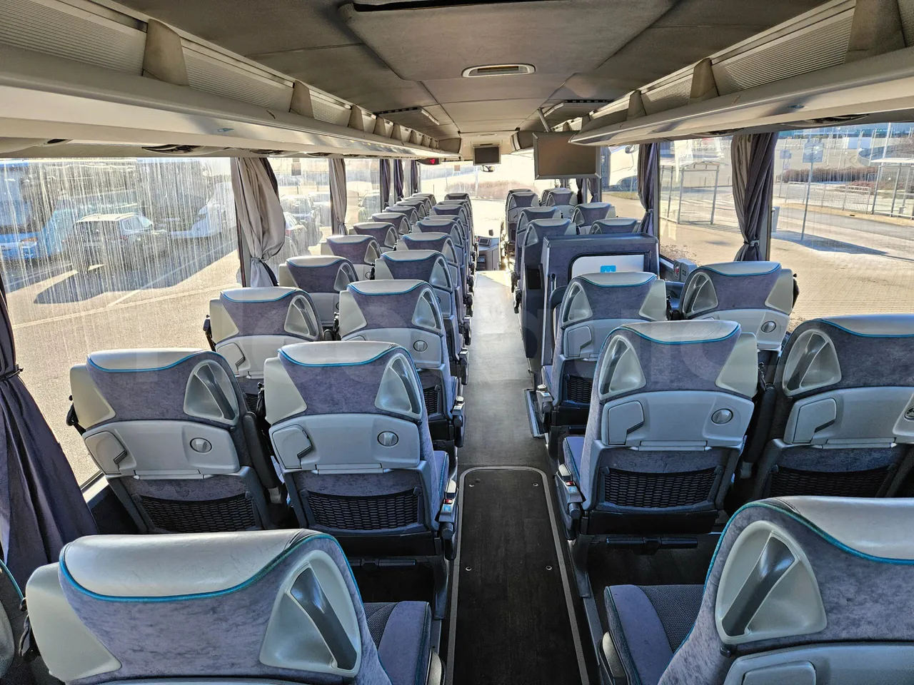 Setra S416 GT-HD/2 - EUR5 - 315kW - 13.020m - forward view all seats last row height