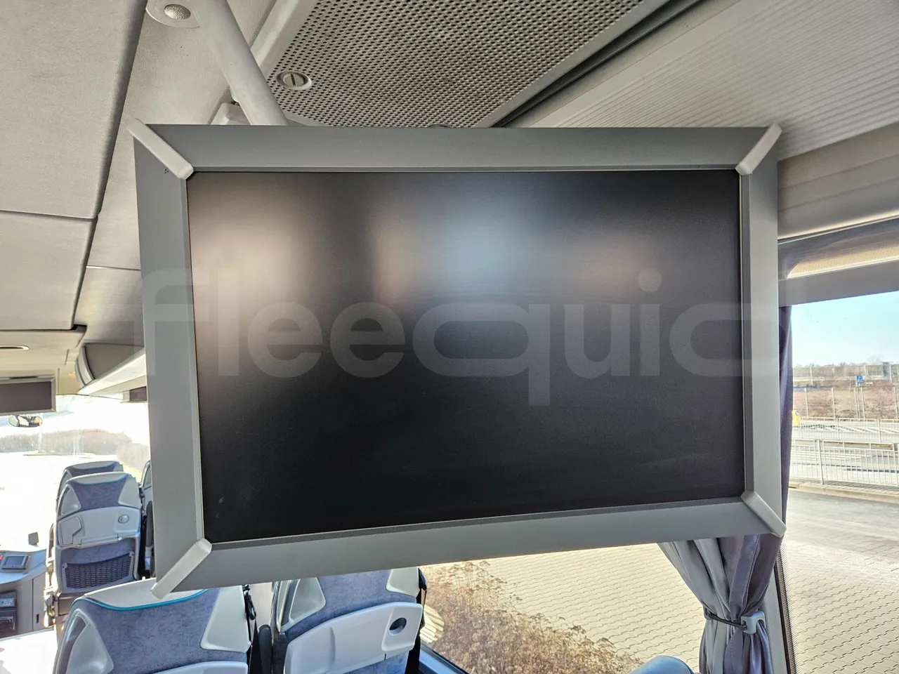 Setra S416 GT-HD/2 - EUR5 - 315kW - 13.020m - monitor detail photo
