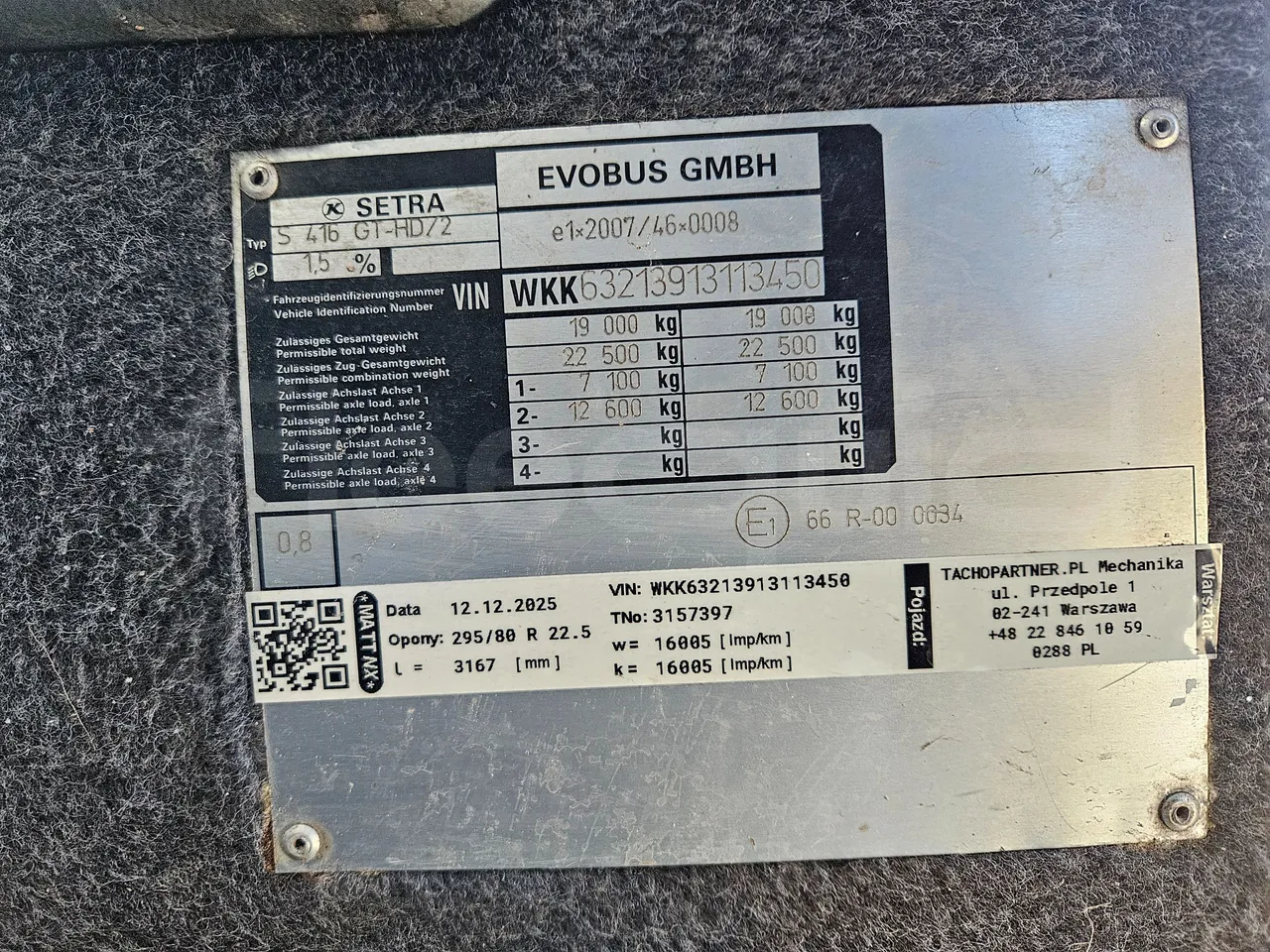 Setra S416 GT-HD/2 - EUR5 - 315kW - 13.020m - vehicle plate photo