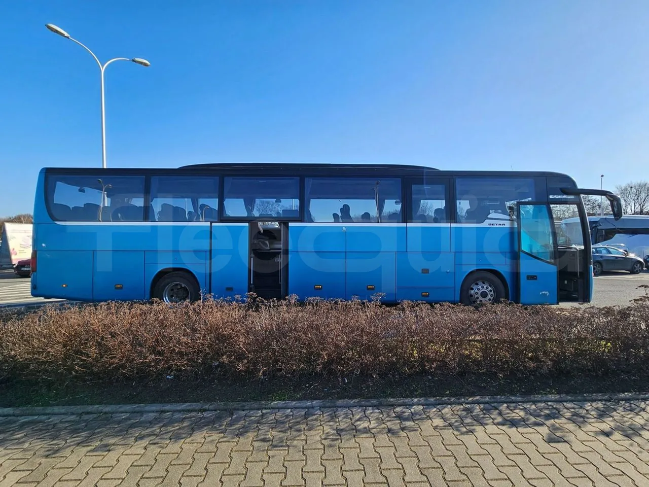 Setra S416 GT-HD/2 - EUR5 - 315kW - 13.020m - right side doors open
