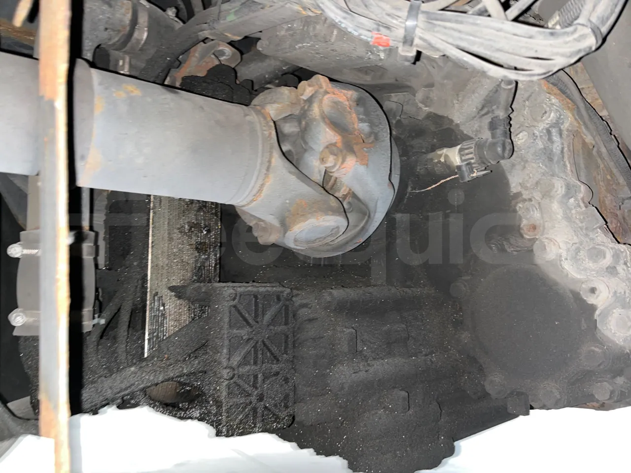 Scania Touring HD - driveshaft photo