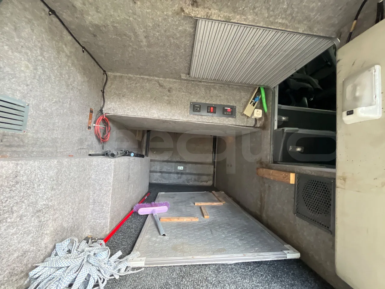 Scania Touring HD - folding seat photo