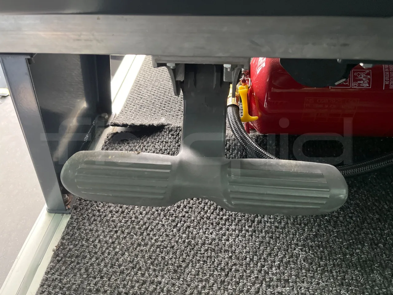Scania Touring HD - footrest detail photo