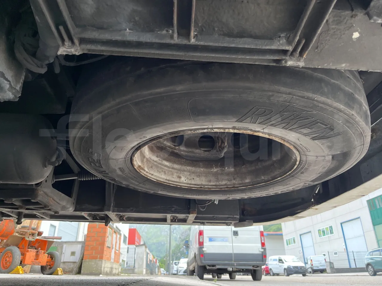 Scania Touring HD - spare wheel