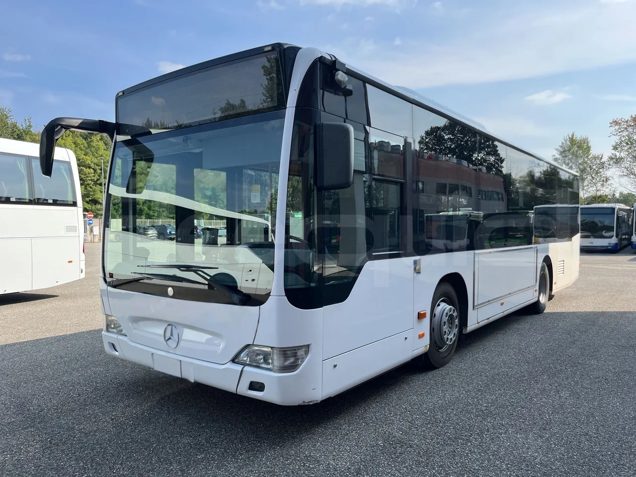 Mercedes-Benz Citaro K - 3/4 Front Left Side