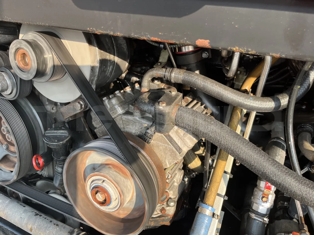 Mercedes-Benz Citaro K - Air Conditioning Compressor