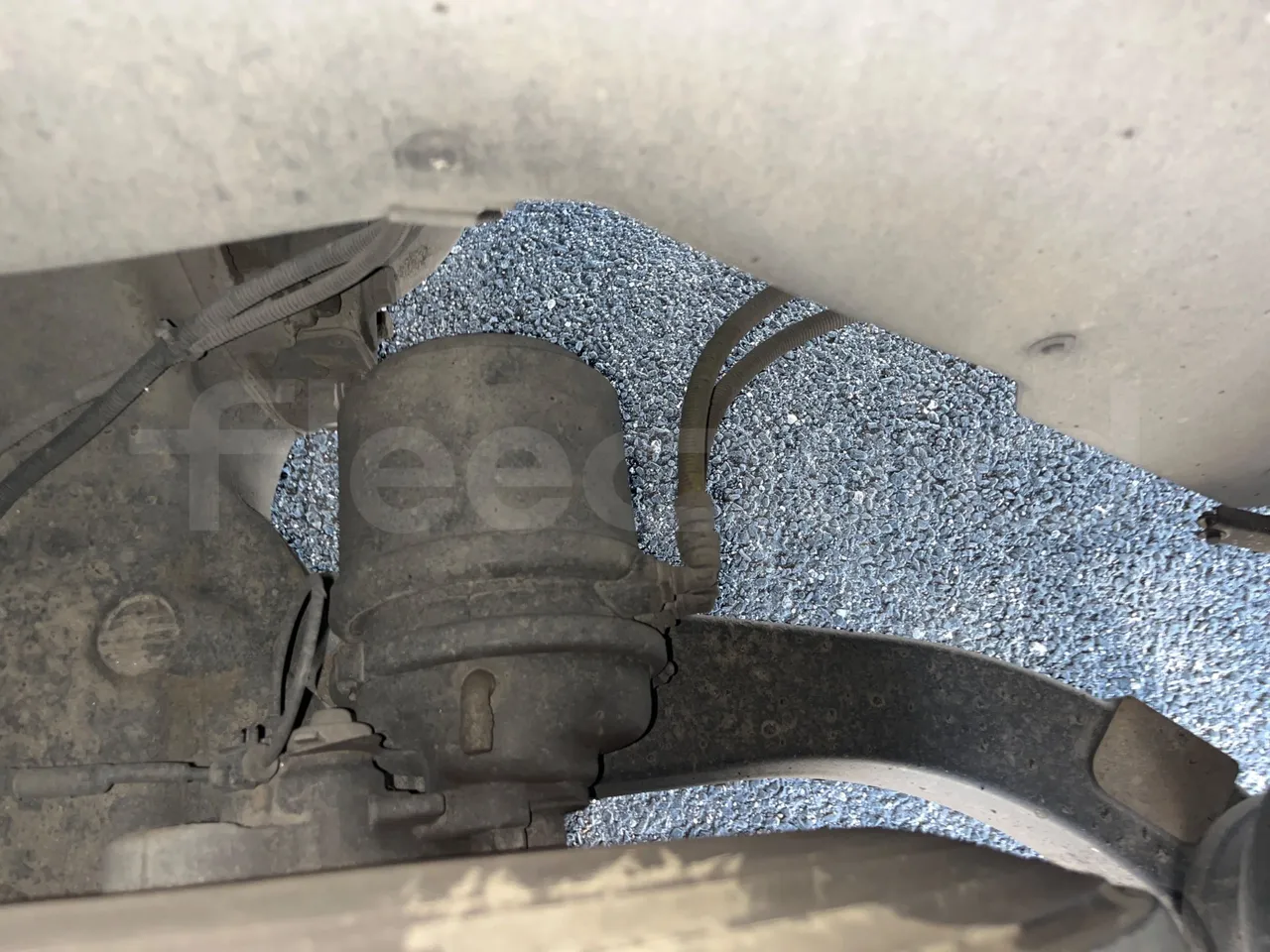 Iveco Magelys SFR2XX QC E2CN/ Euro6 - 294 Kw - 12,265 Mt - axle 2 caliper brakes left