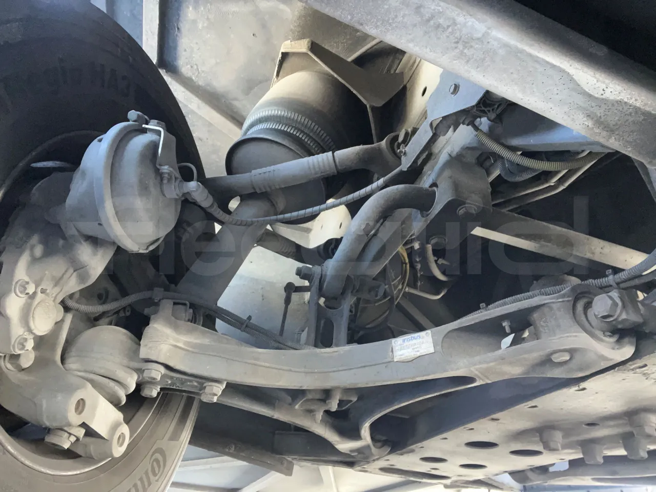 Iveco Magelys SFR2XX QC E2CN/ Euro6 - 294 Kw - 12,265 Mt - front shock absorbers left