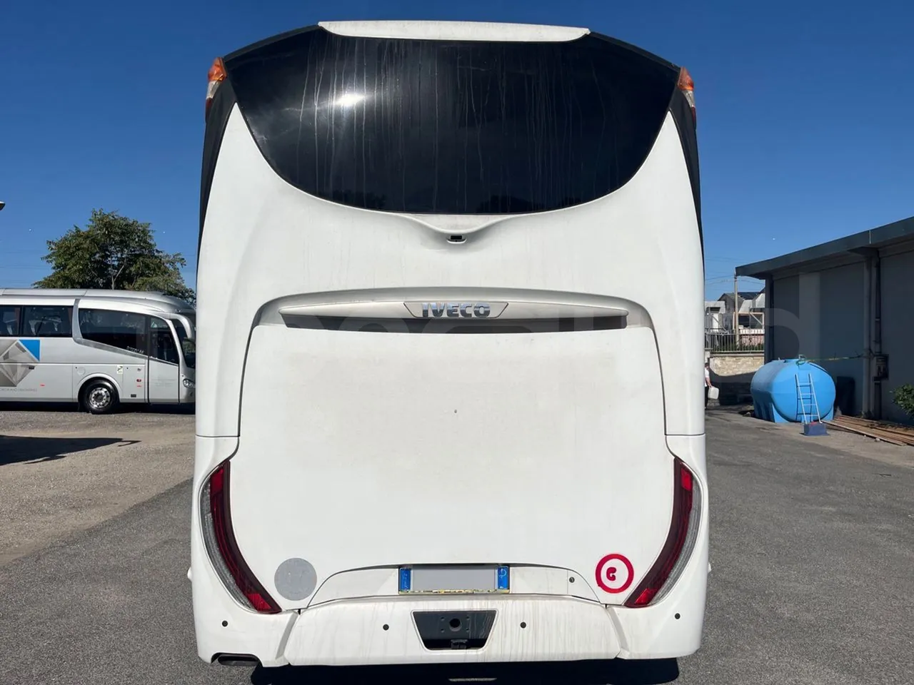 Iveco Magelys SFR2XX QC E2CN/ Euro6 - 294 Kw - 12,265 Mt - rear hatch closed