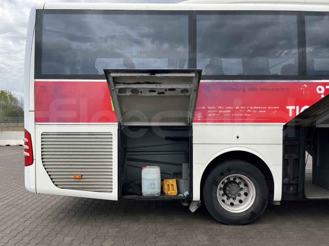 Mercedes-Benz Tourismo - Image
