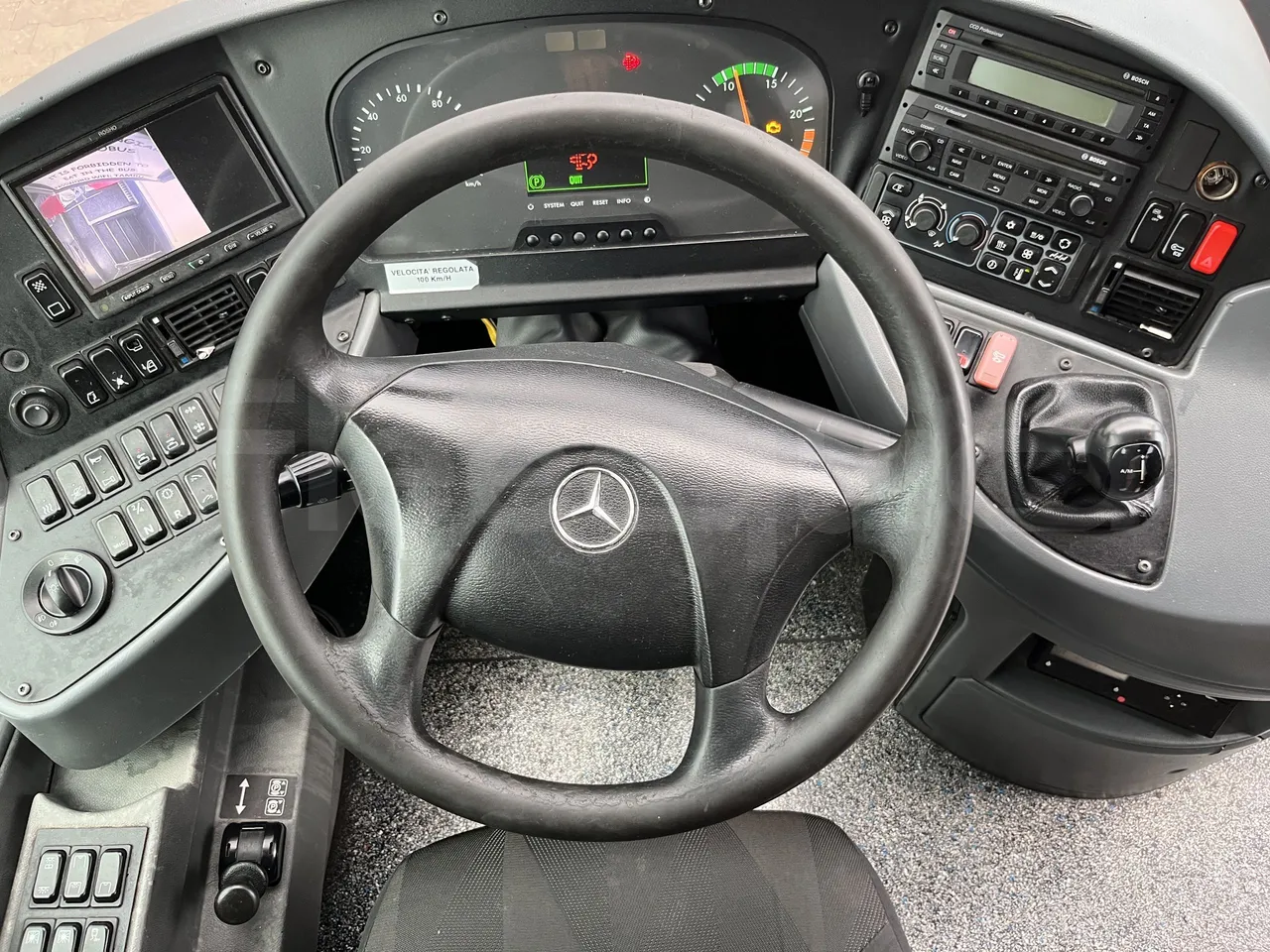 Mercedes-Benz Tourismo - Steering Wheel