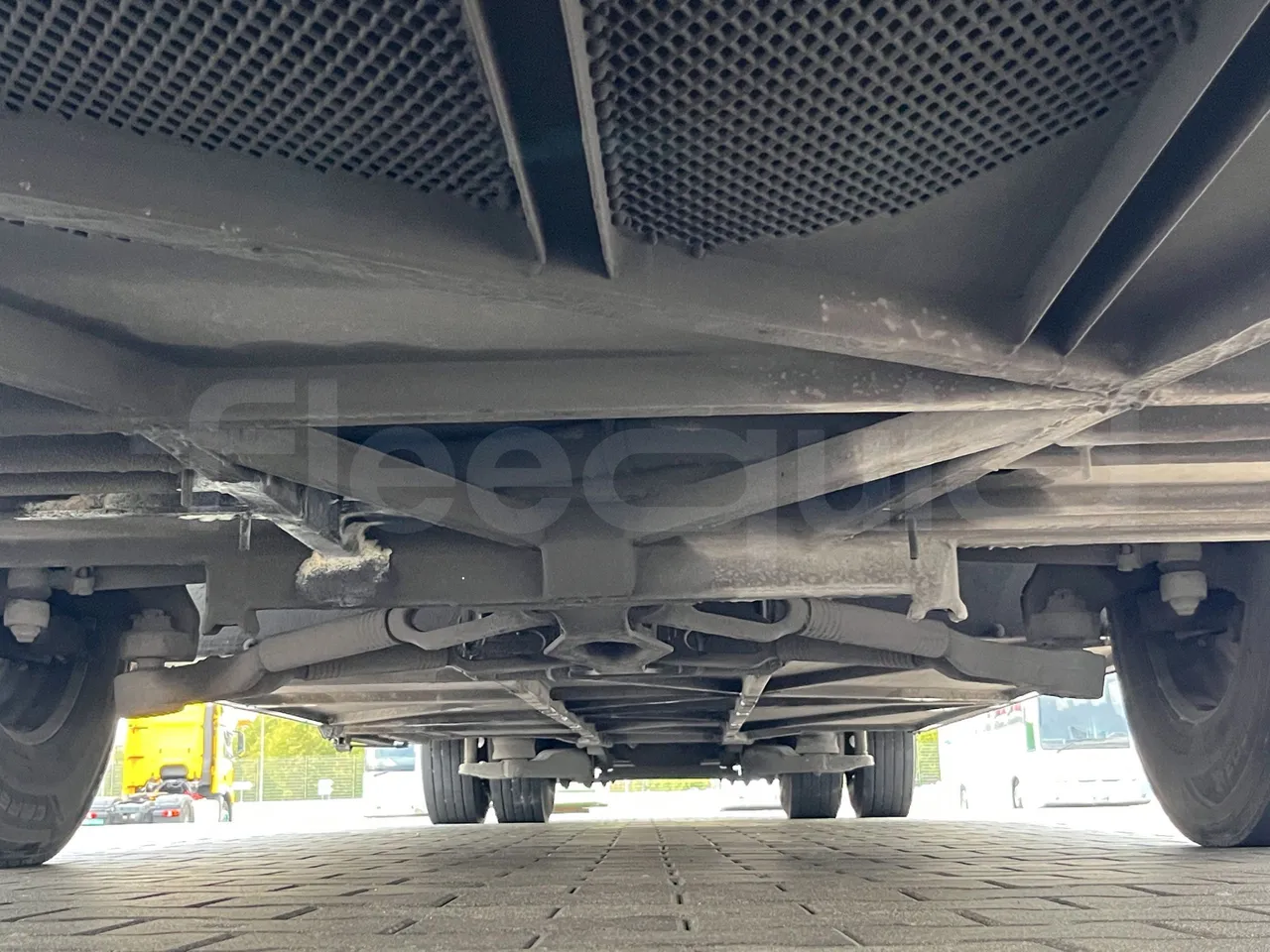 Mercedes-Benz Tourismo - First Axle Central