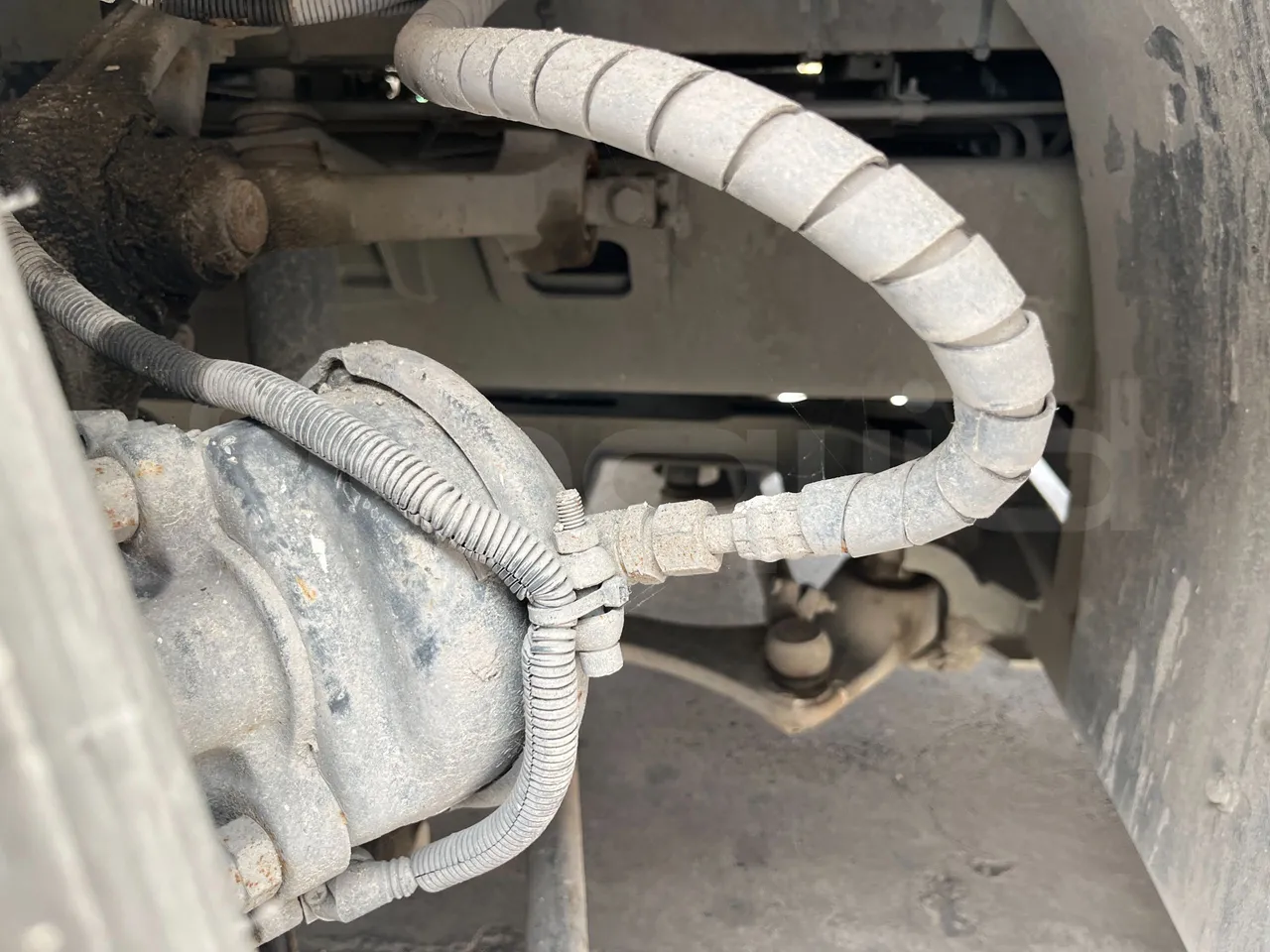Temsa Tourmalin - front shock absorbers right