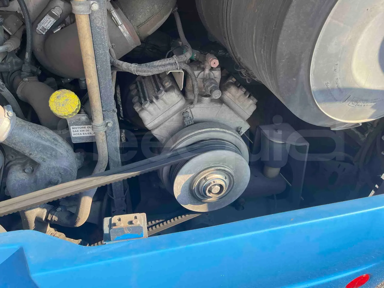 Iveco Crossway - Air Conditioning Compressor