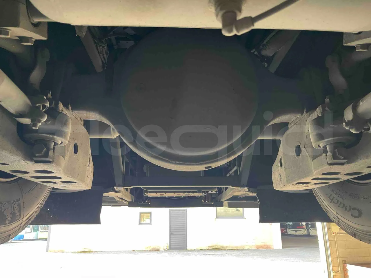 Iveco Crossway - Second Axle Central