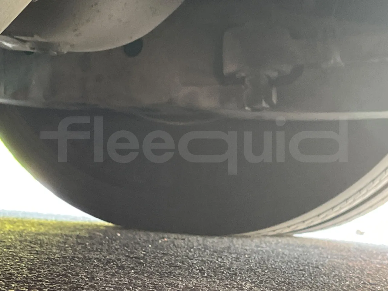 Iveco Magelys SFR2XX QC E2CN - Euro6 - 294kW - 12.265mt - axle 2 discs left