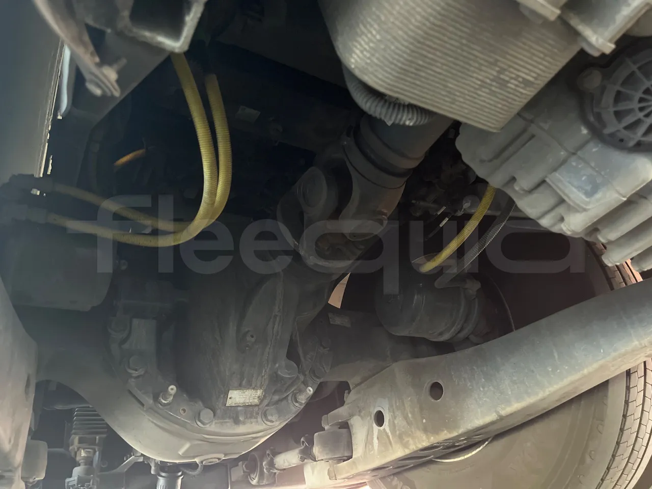 Iveco Magelys SFR2XX QC E2CN - Euro6 - 294kW - 12.265mt - driveshaft photo