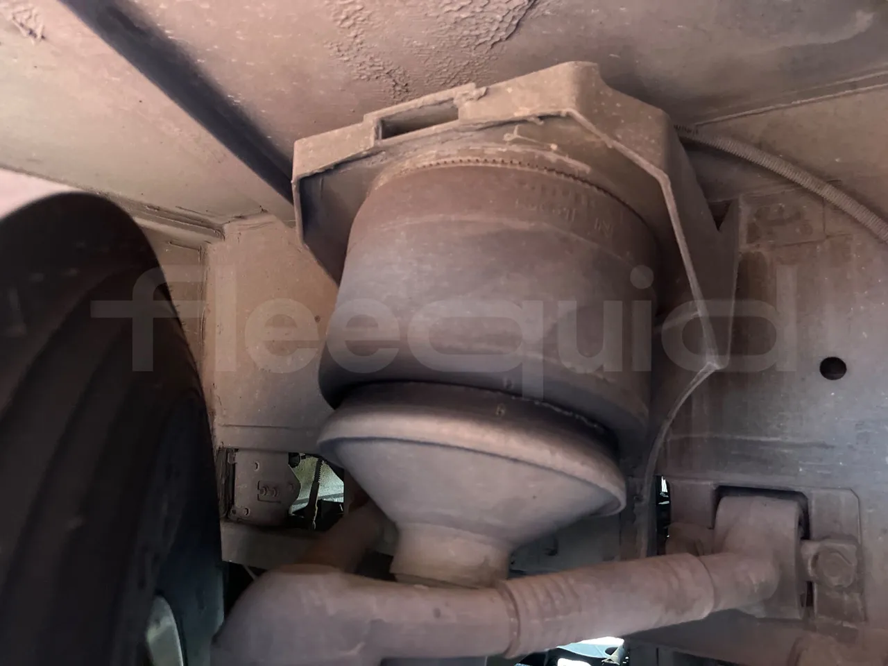 Iveco Magelys SFR2XX QC E2CN - Euro6 - 294kW - 12.265mt - front air springs right