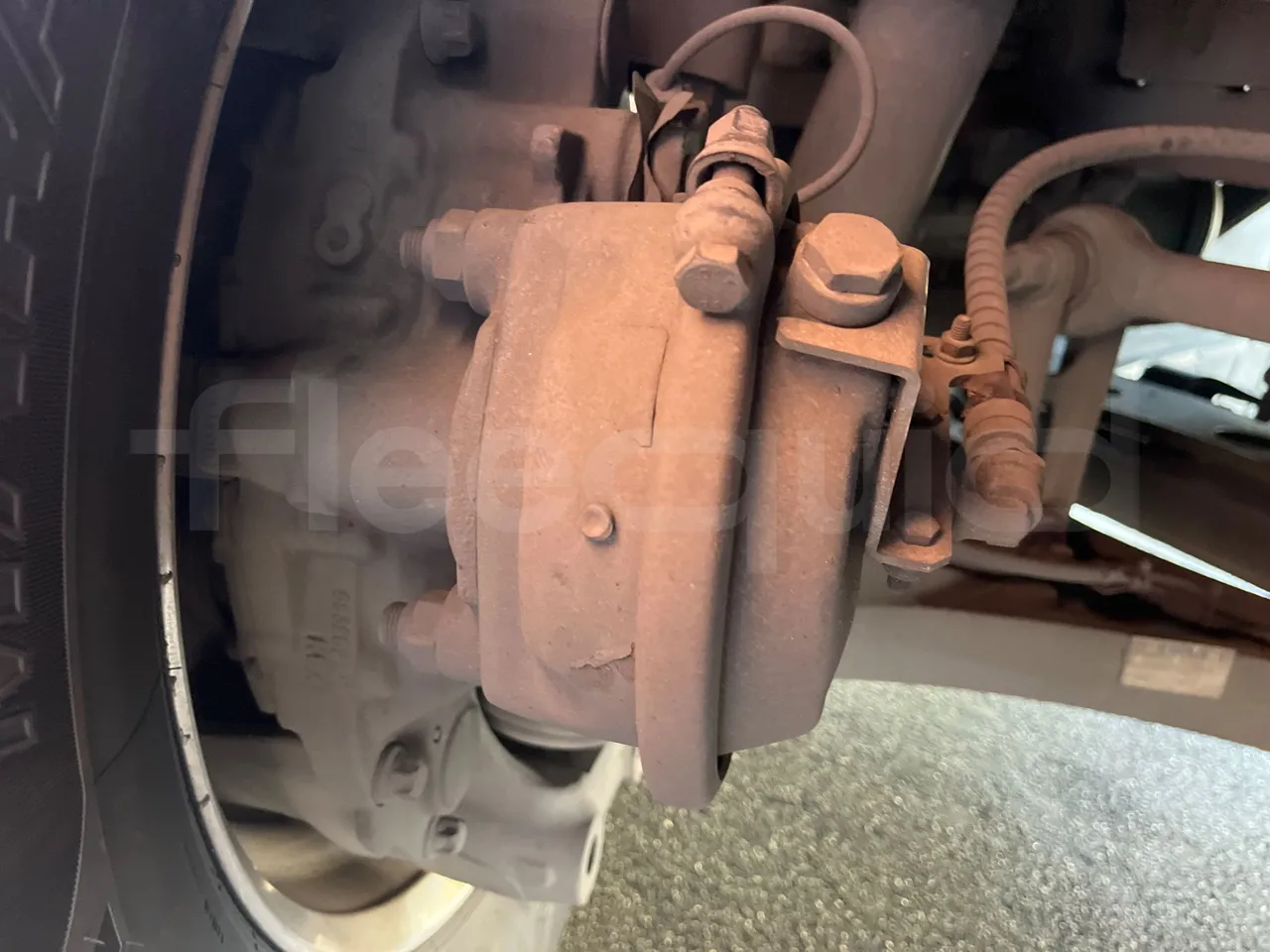 Iveco Magelys SFR2XX QC E2CN - Euro6 - 294kW - 12.265mt - front brake calipers right