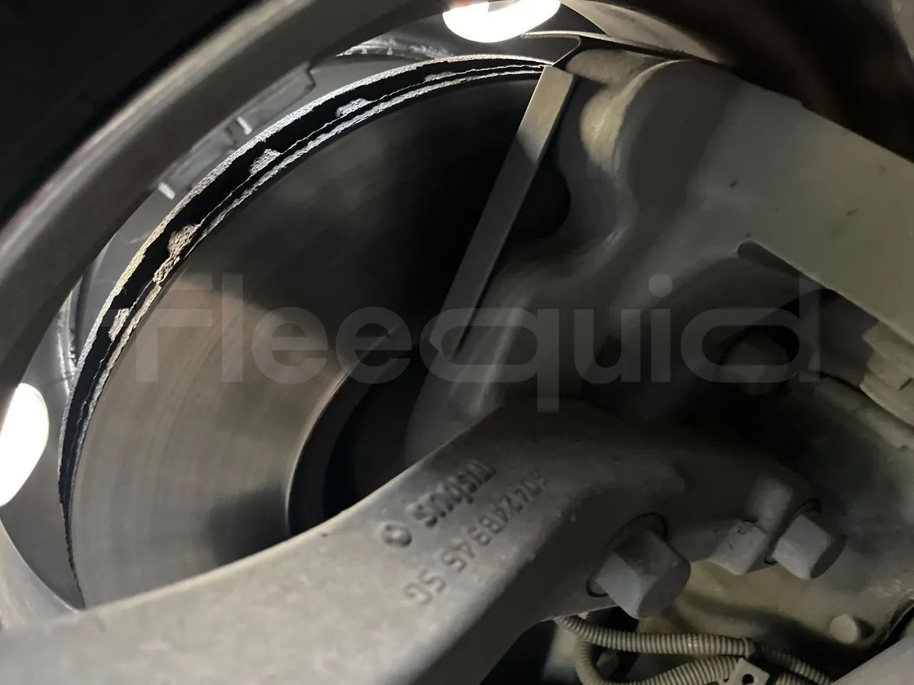 Iveco Magelys SFR2XX QC E2CN - Euro6 - 294kW - 12.265mt - front discs left