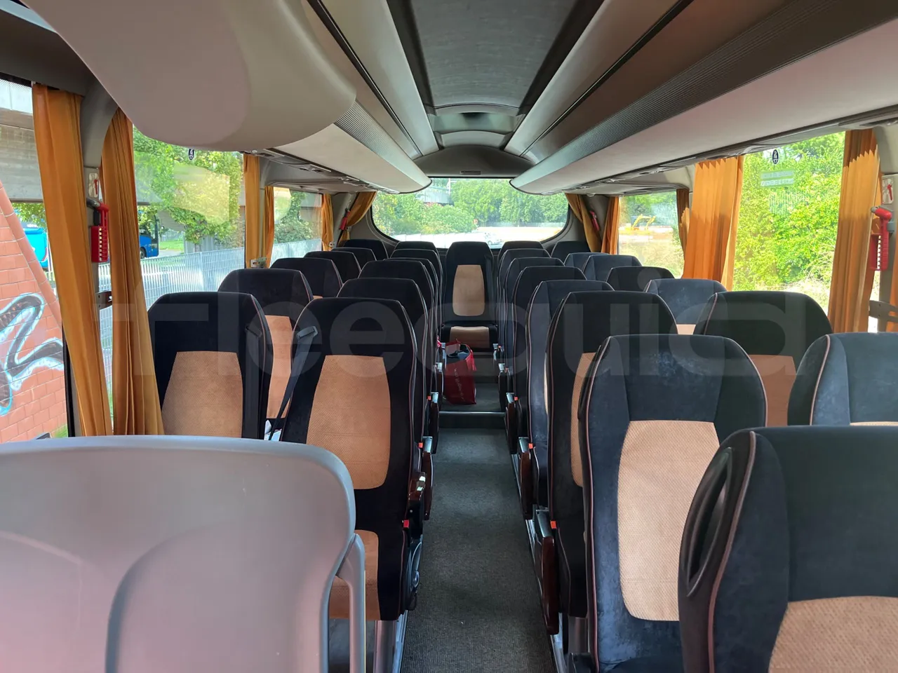 Iveco Magelys SFR2XX QC E2CN - Euro6 - 294kW - 12.265mt - reverse view middle aisle