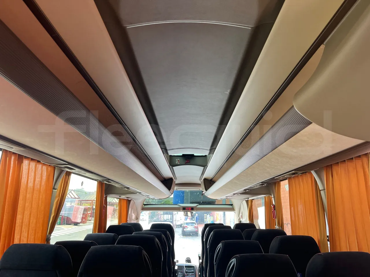 Iveco Magelys SFR2XX QC E2CN - Euro6 - 294kW - 12.265mt - overhead compartments photo