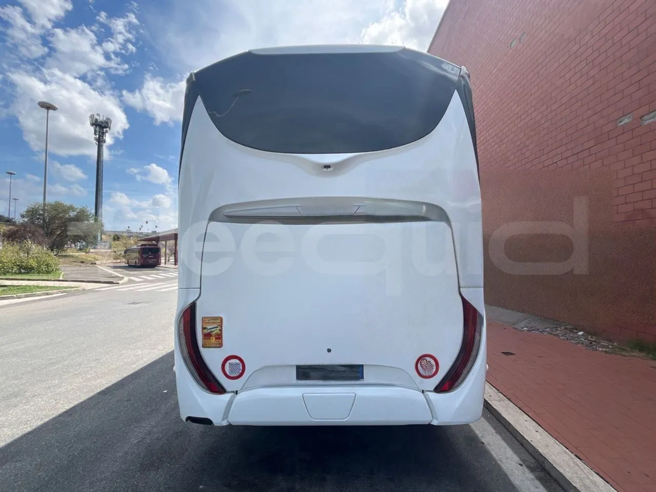 Iveco Magelys SFR2XX QC E2CN - Euro6 - 294kW - 12.265mt - rear hatch closed