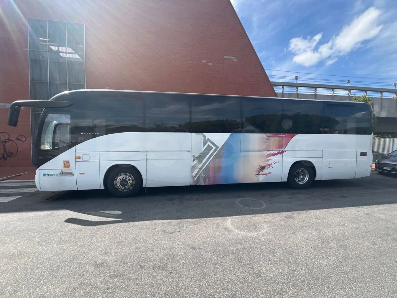 Iveco Magelys SFR2XX QC E2CN - Euro6 - 294kW - 12.265mt - left side photo