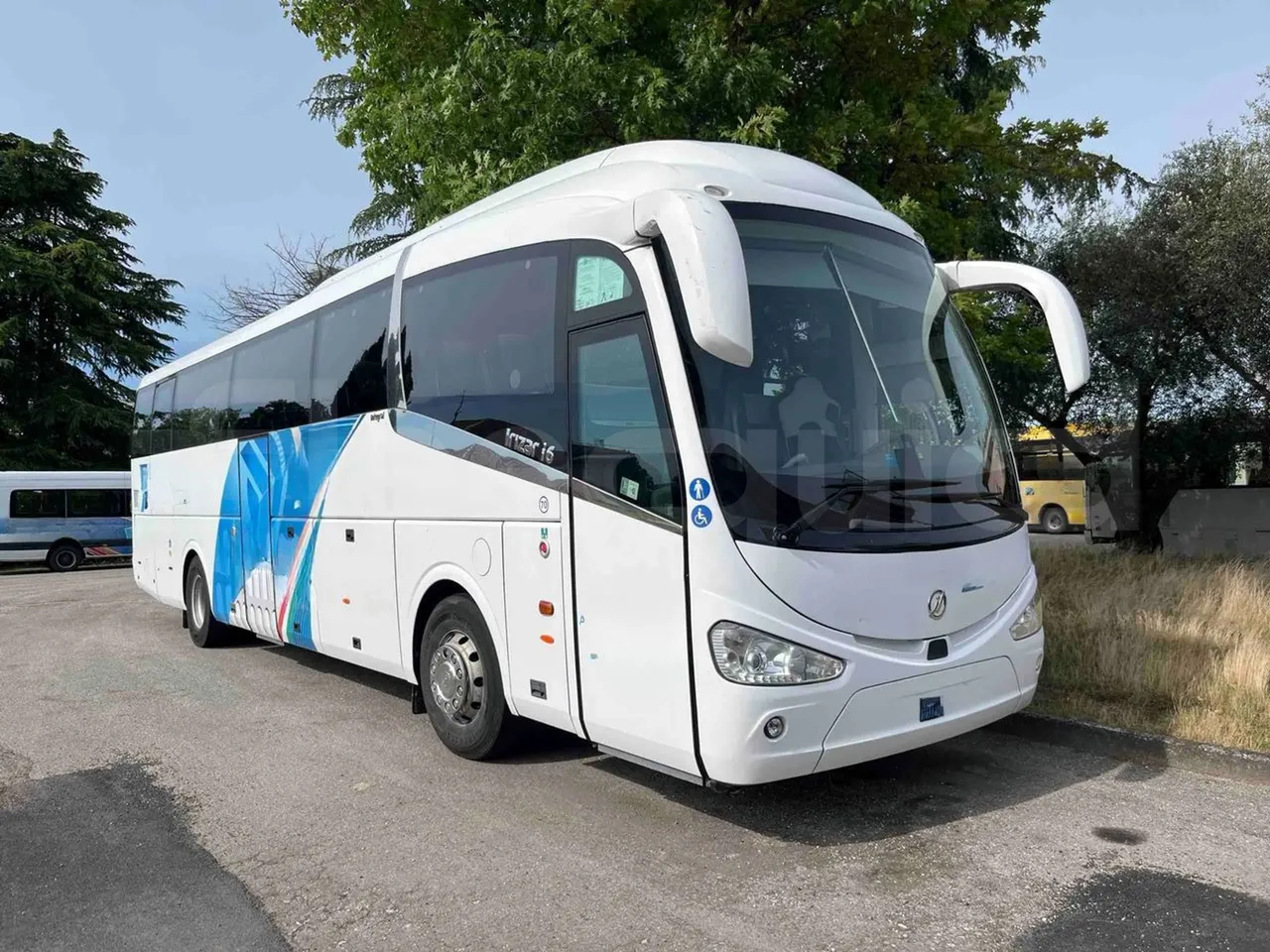 Irizar i6 - Base cover photo