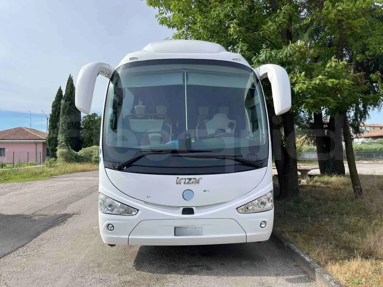 Irizar Daf - front photo
