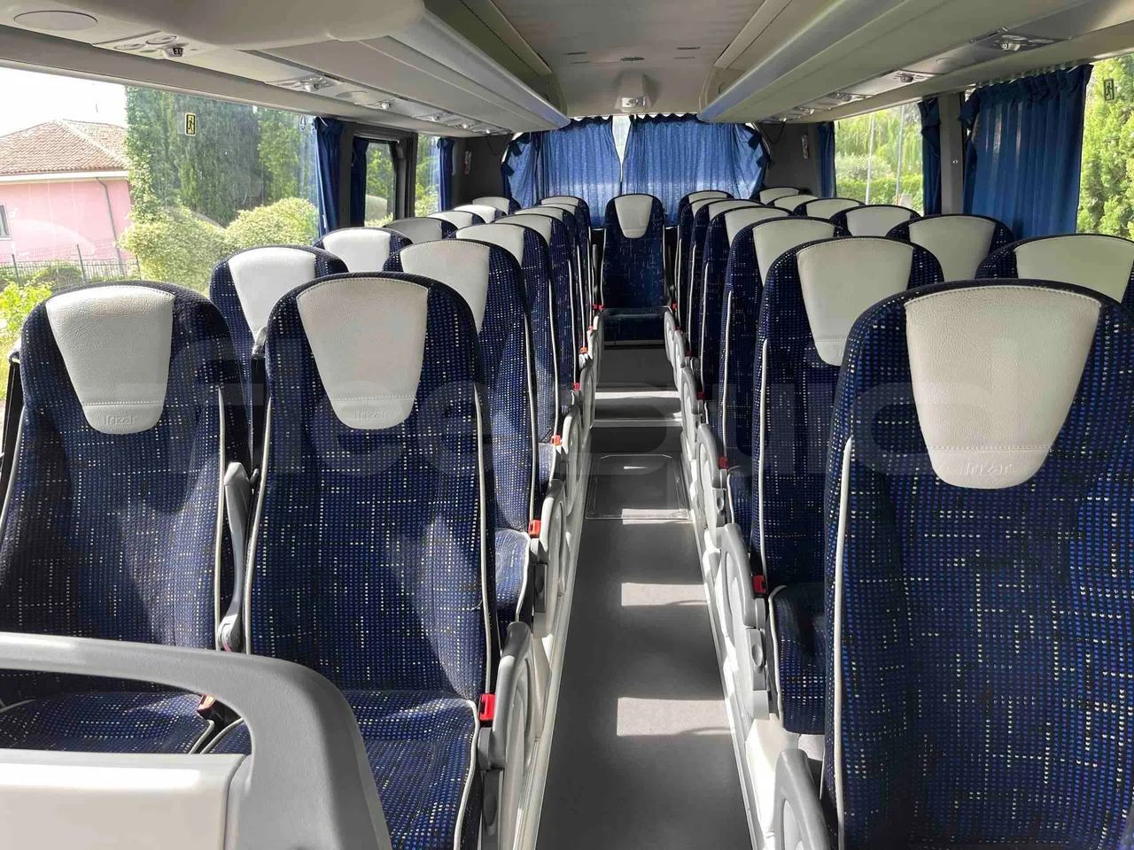 Irizar Daf - reverse view middle aisle