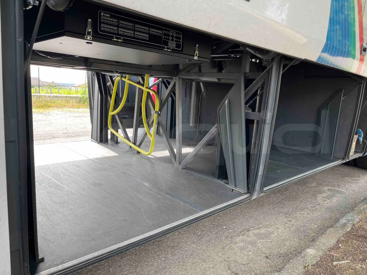 Irizar Daf - internal frame rust check