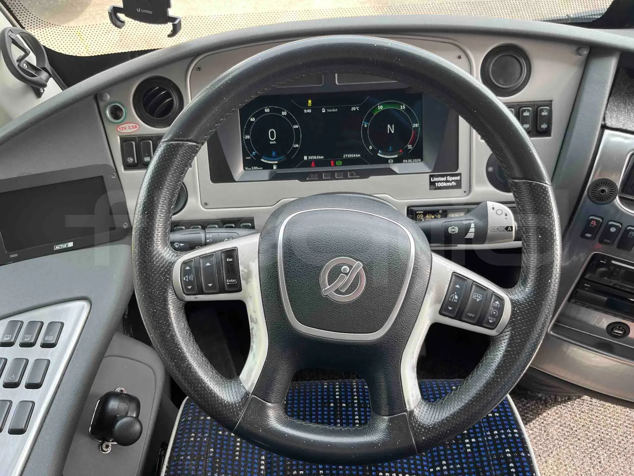 Irizar Daf - steering wheel photo